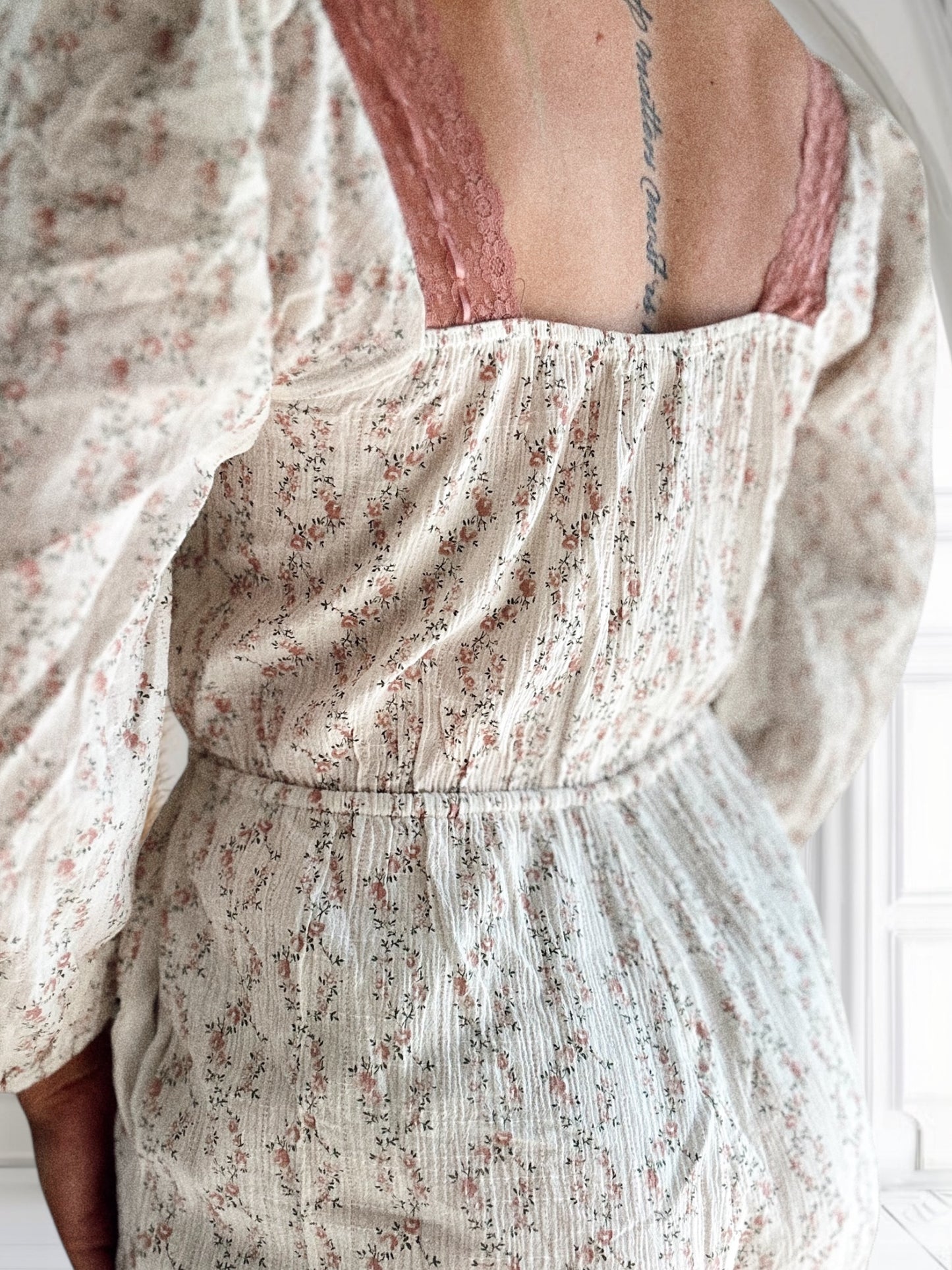 Ditsy Floral Lace Romper